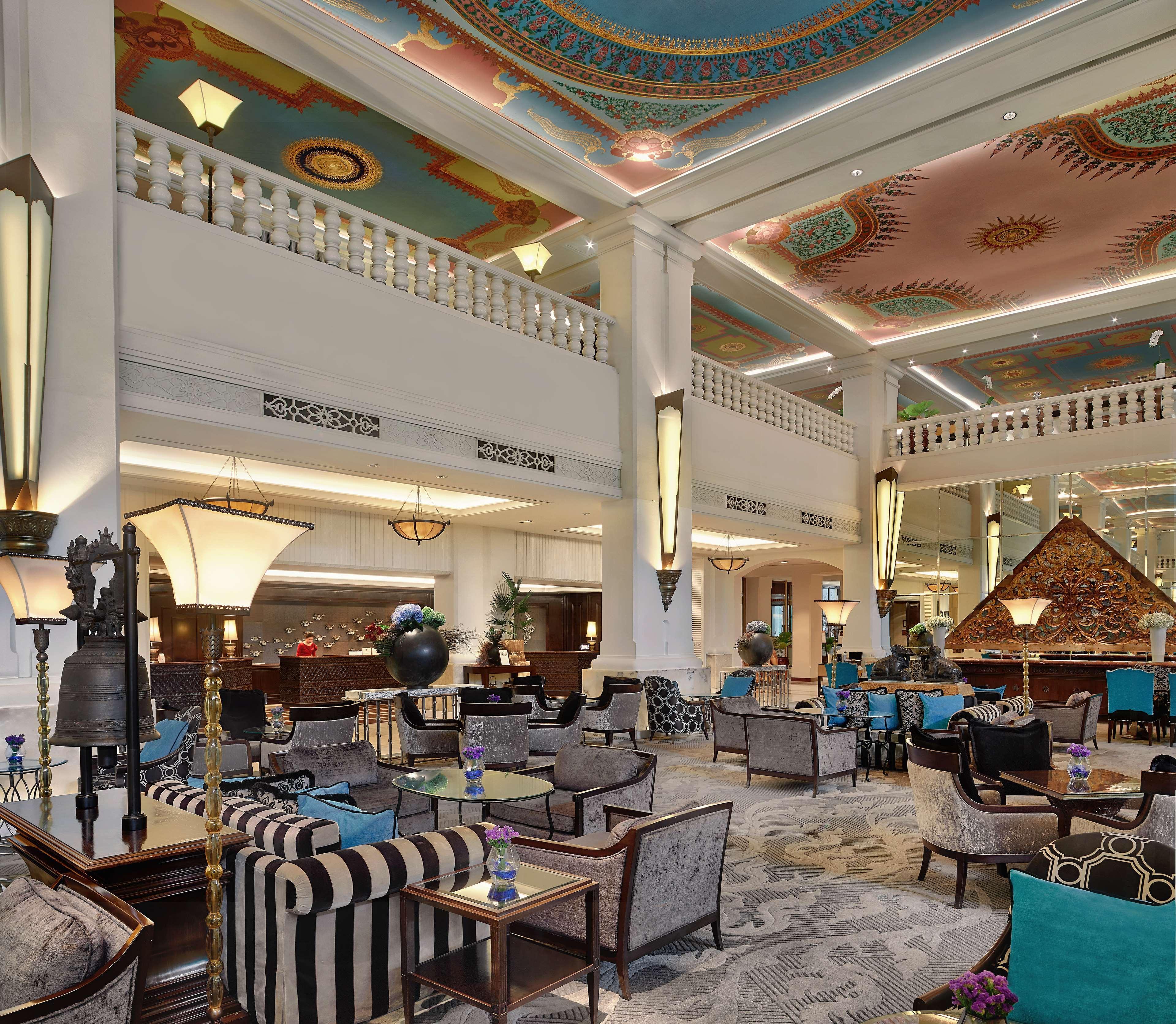 Anantara Siam Bangkok Hotel Exteriör bild The lobby of the hotel